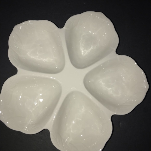 CERAMIC DIVIDED SNACK/CONDIMENTS/CANDY WHITE DISH - Picture 6 of 6